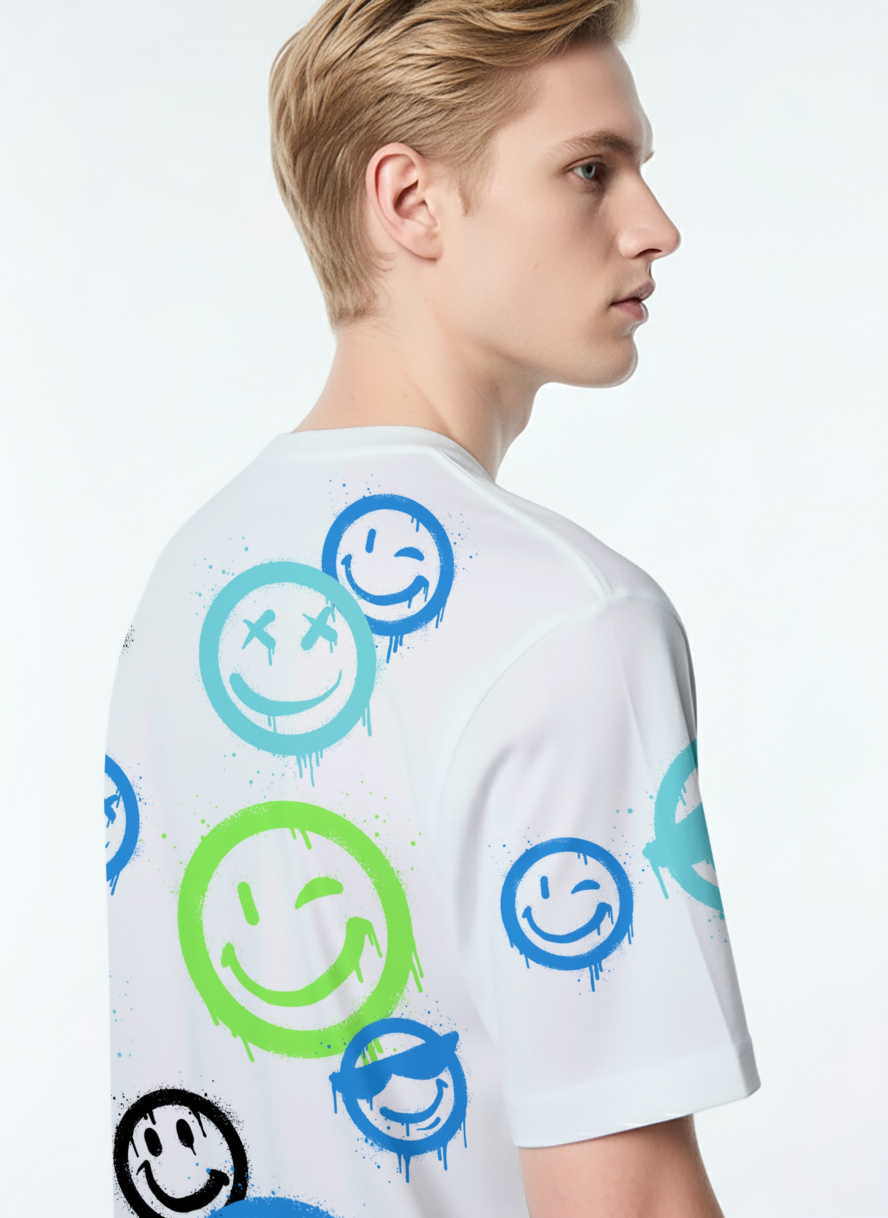 Court Vibes Tee Graffiti Smiley White 1760154797333.jpg